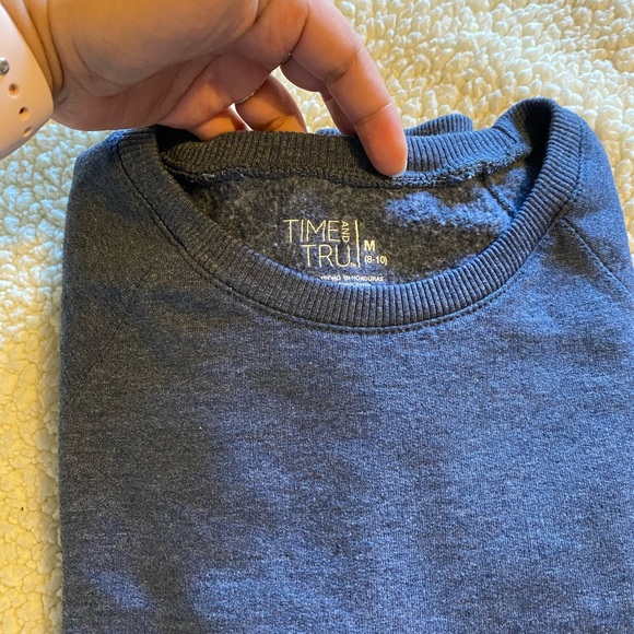 Cloth - Picture 2 of 3